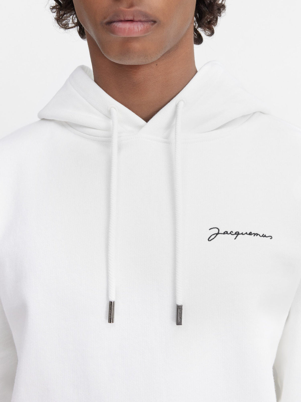 The embroidered sweatshirt