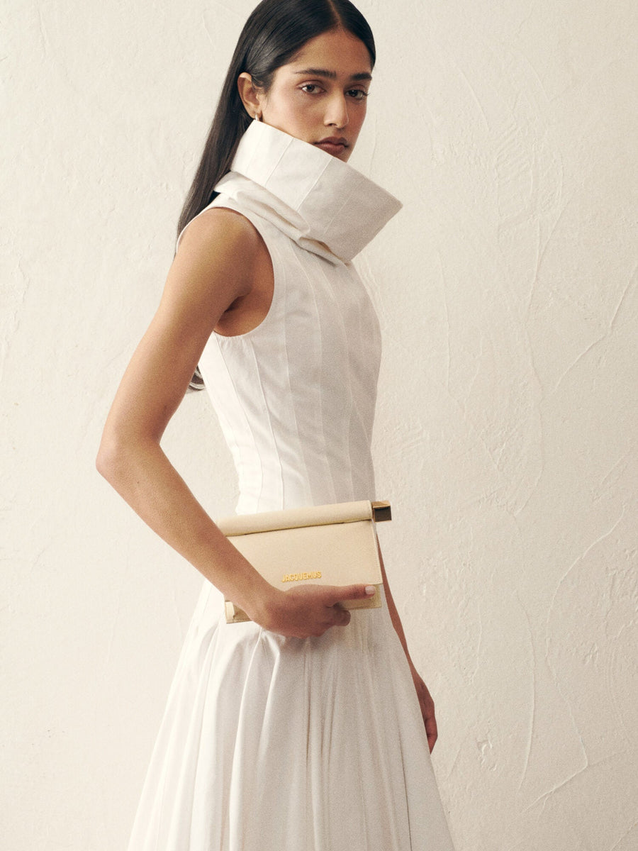 The small Rond Carré clutch