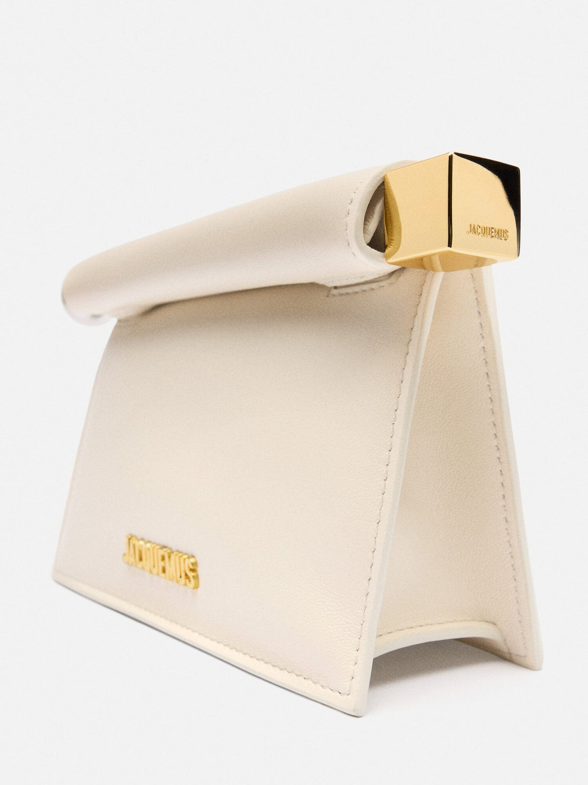 The small Rond Carré clutch
