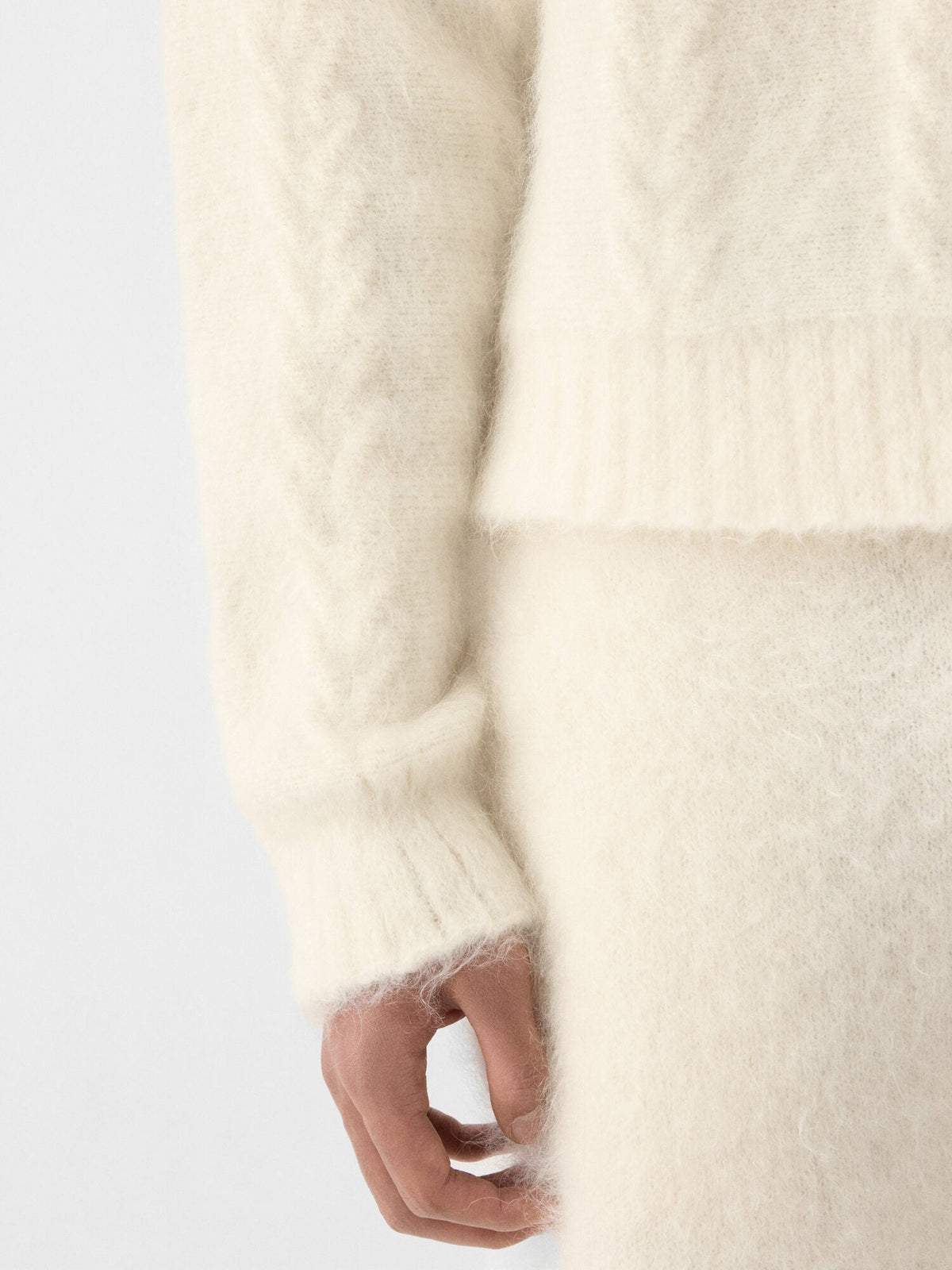 The Nuvola sweater