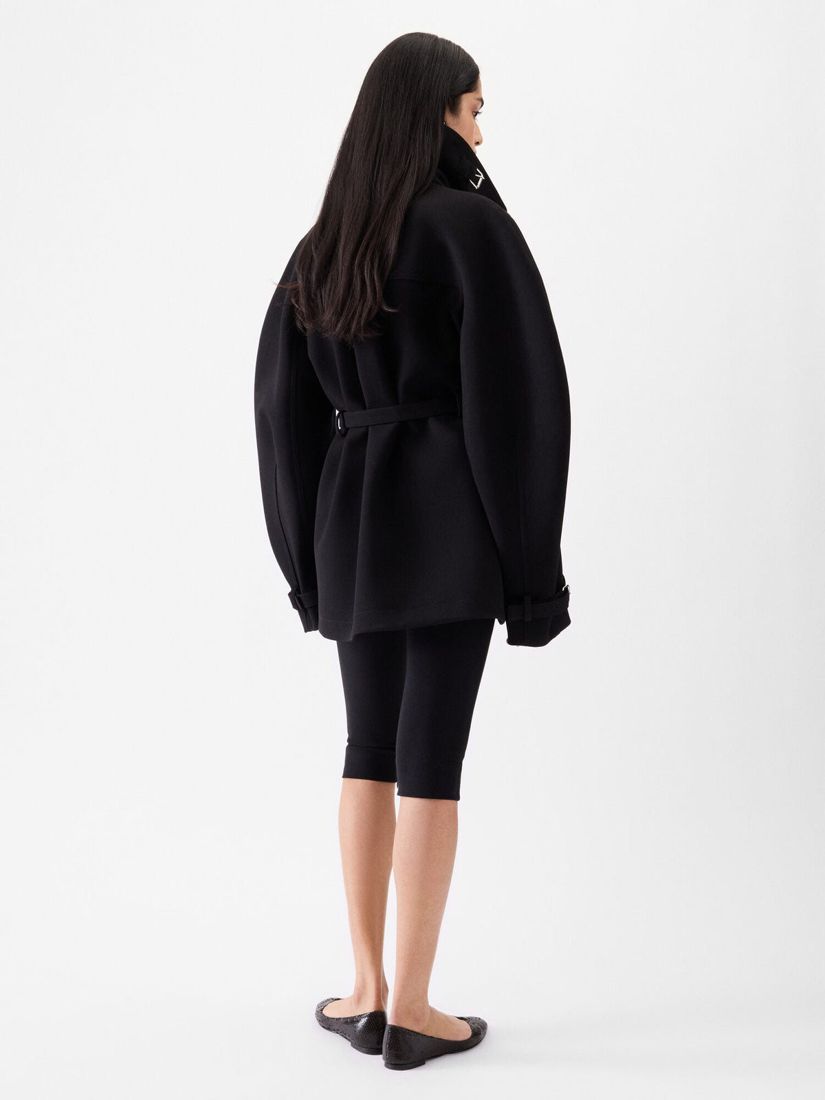 The short Ovalo trench coat