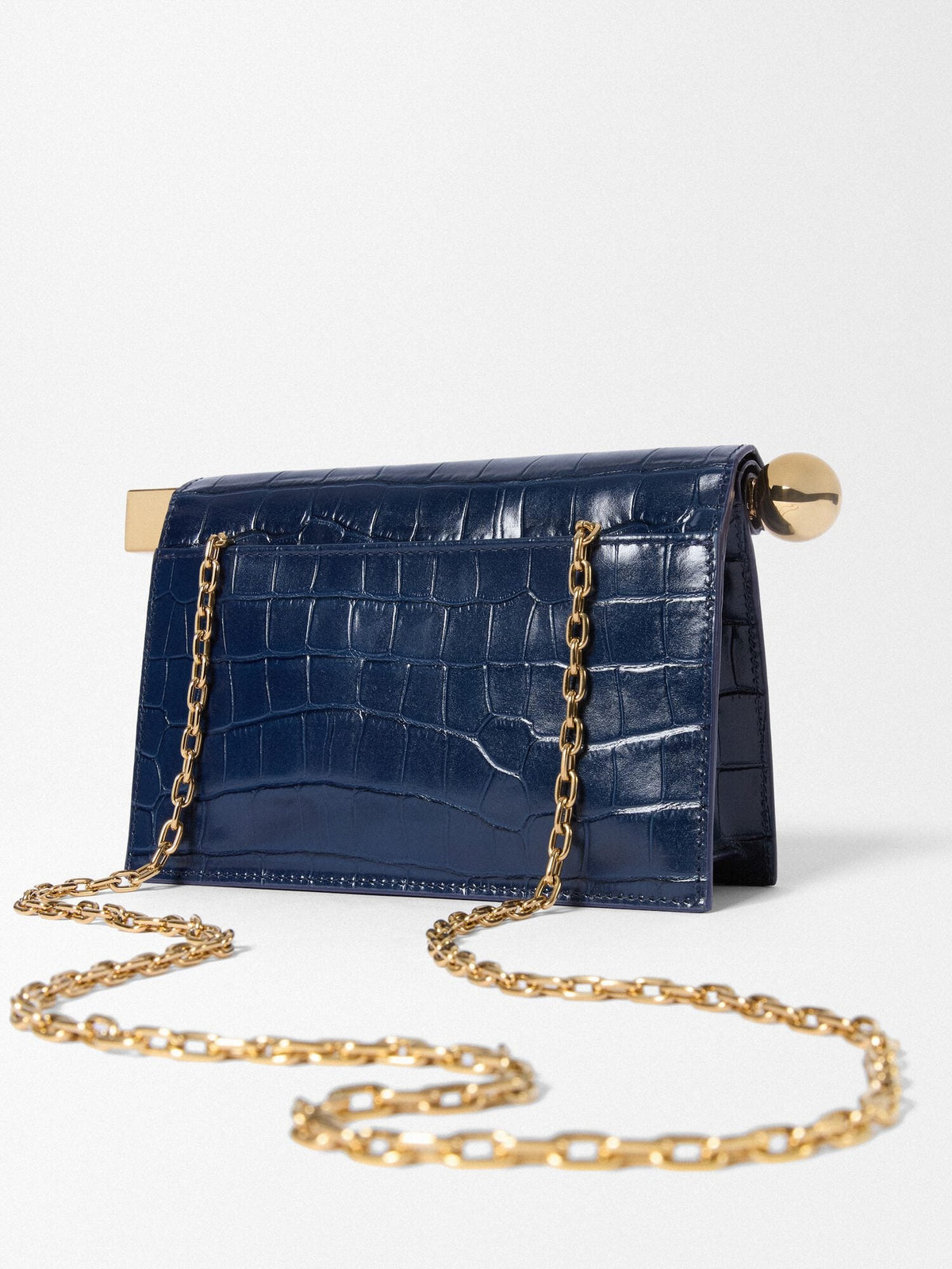 The small Rond Carré clutch