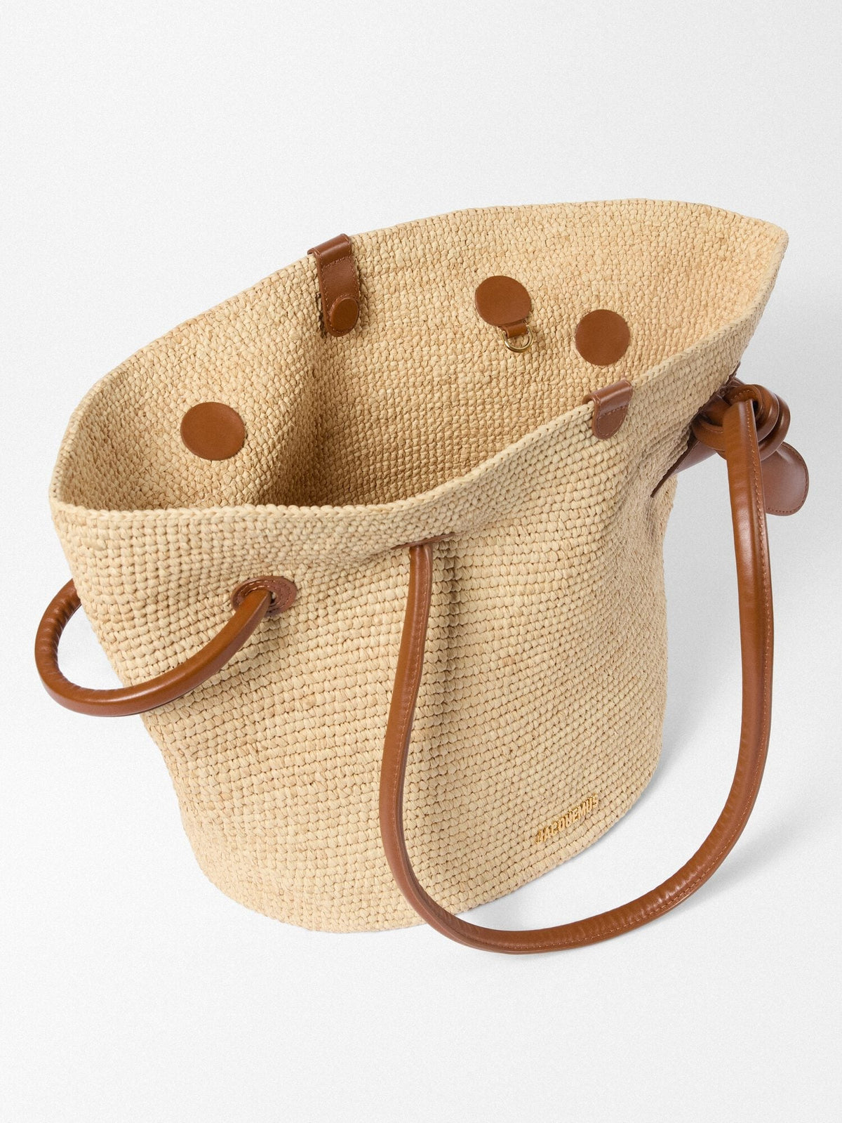 The Turismo basket
