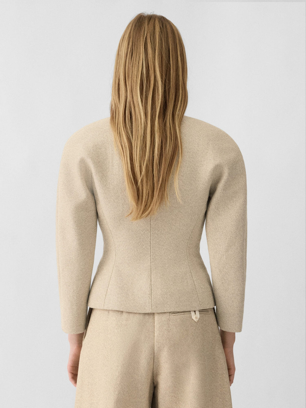 The mini Ovalo jacket