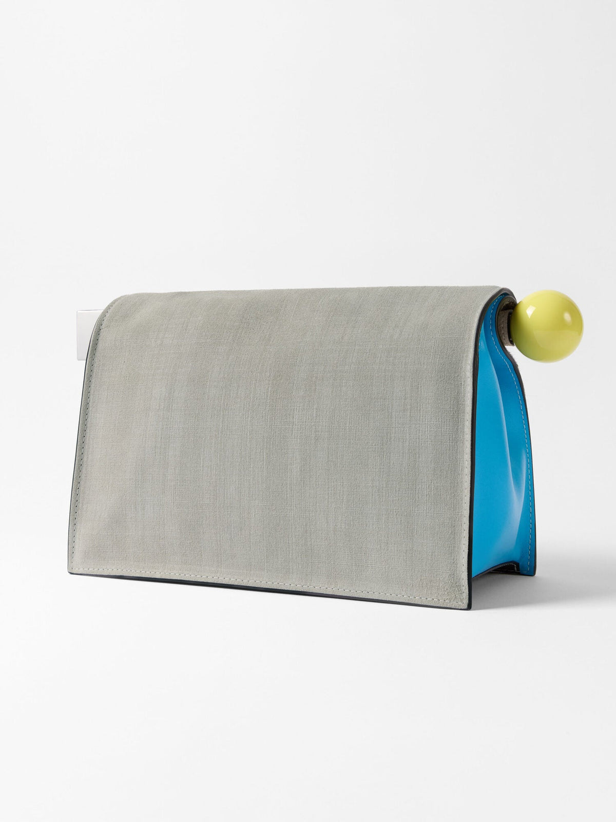 The Rond Carré clutch