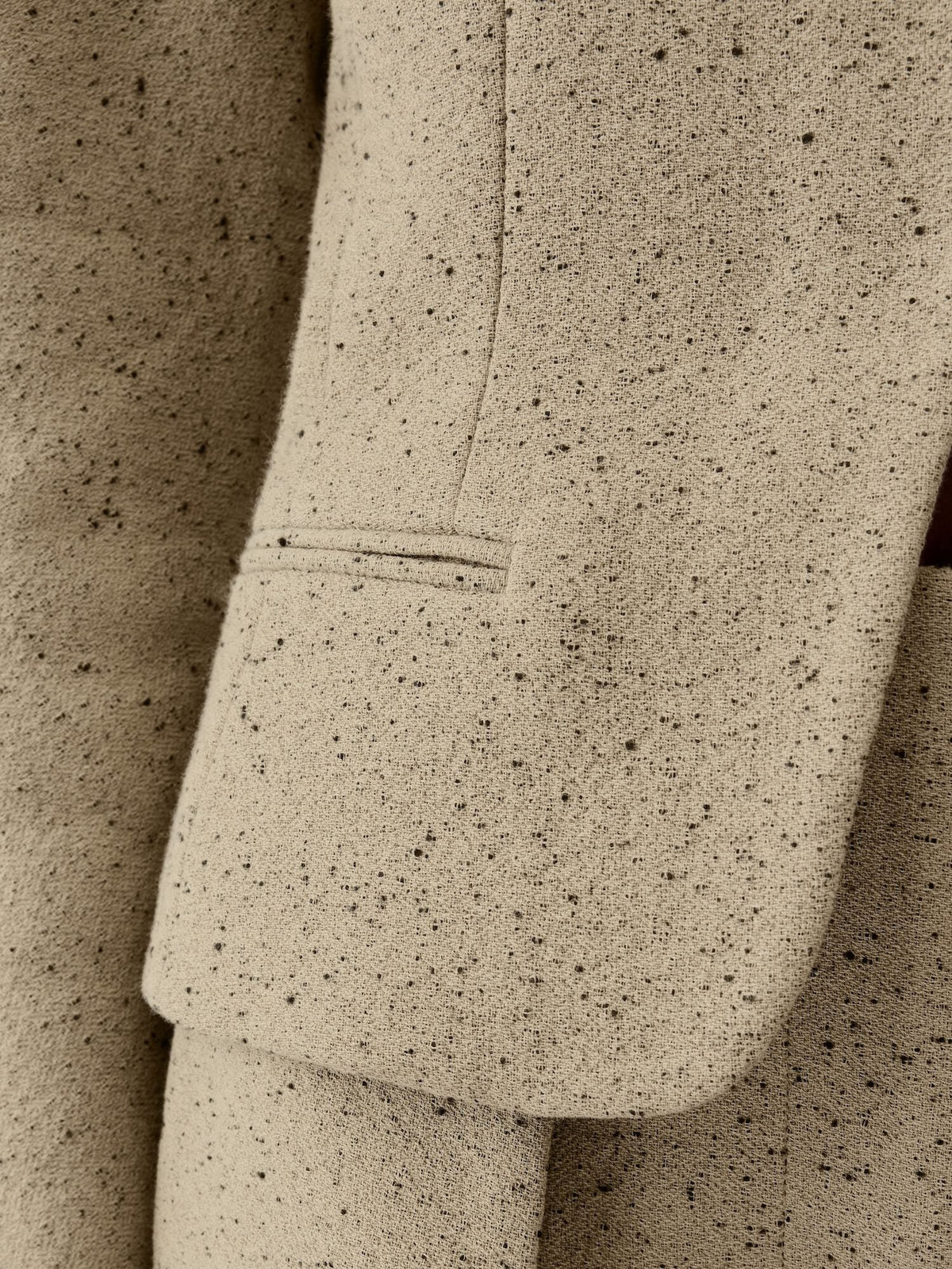 The mini Ovalo jacket