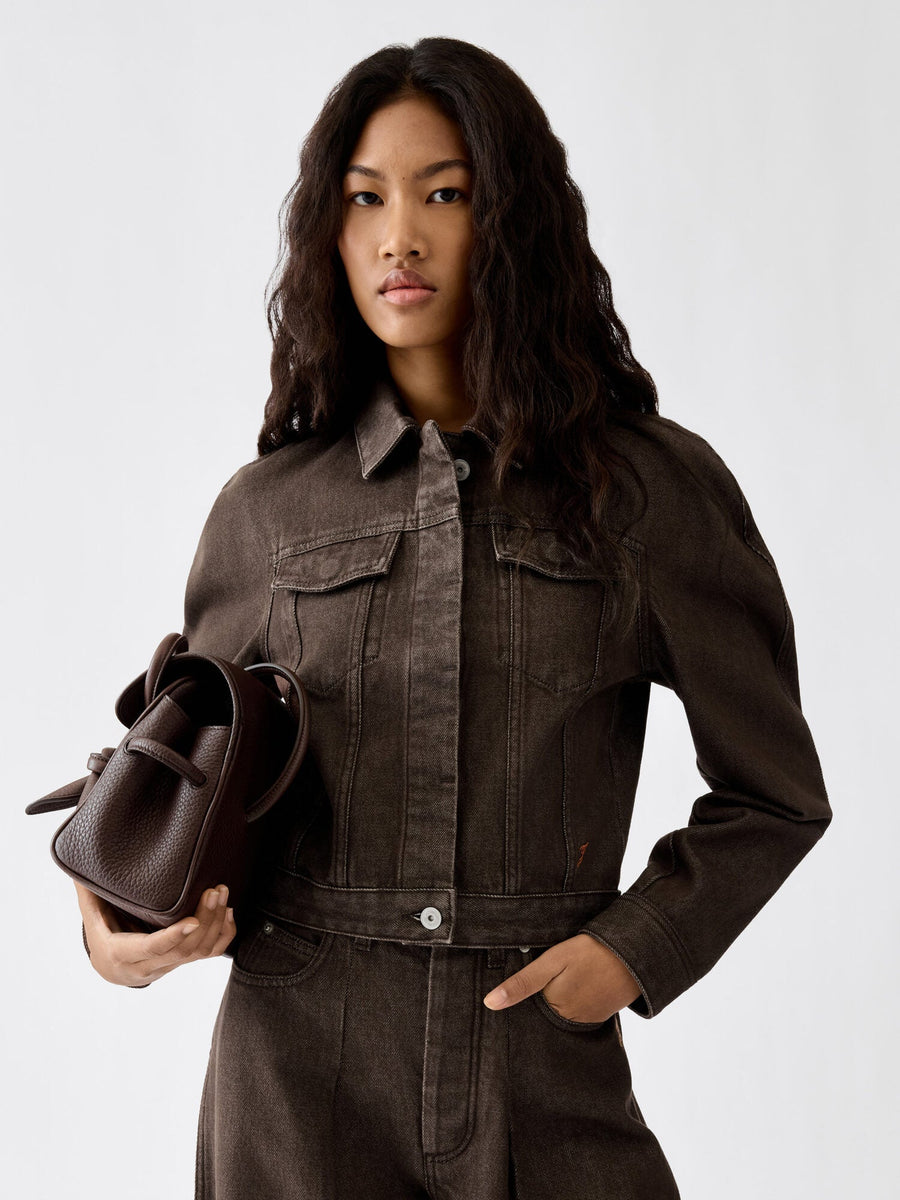 The de-Nîmes Ovalo denim jacket