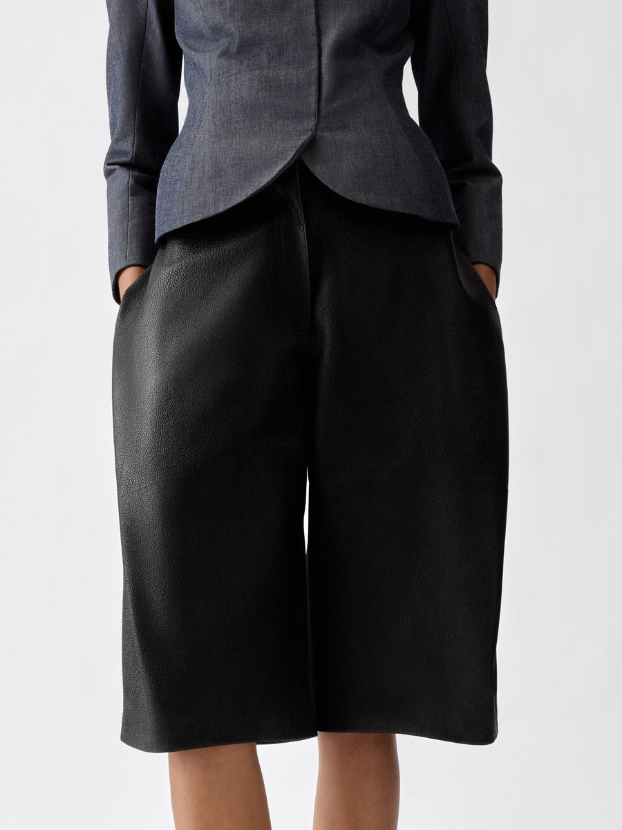 The Cubisto leather shorts